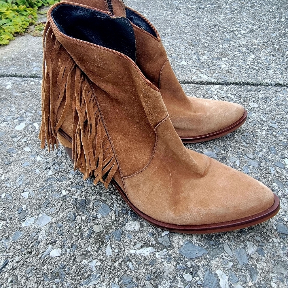 Kanna, Cognac suede boot, 40(81/2-9)